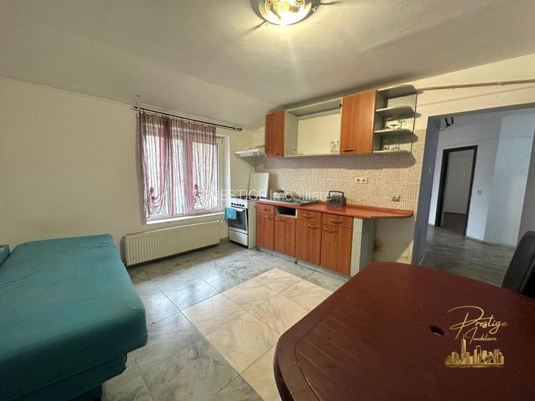 Casa cu 8 camere de inchiriat in zona Centrala - Oradea - 7
