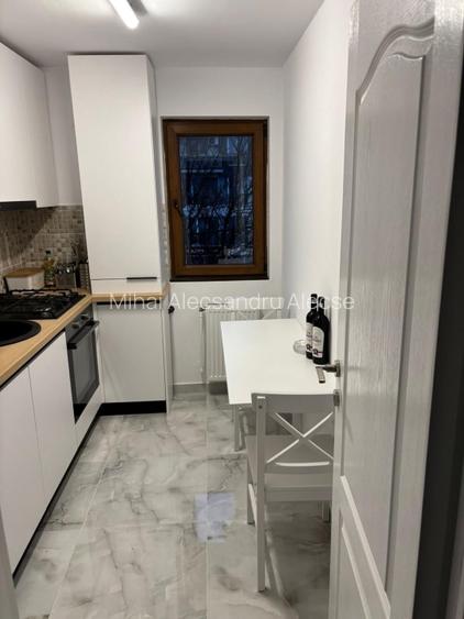 De vanzare apartament 2 camere, Sos Chitilei Bucuresti Sector 1 Mall Colosseum - 2