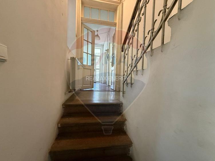 DE ÎNCHIRIAT: Casă/Vilă spațioasă  8 camere  Zona Gara de Nord - 7