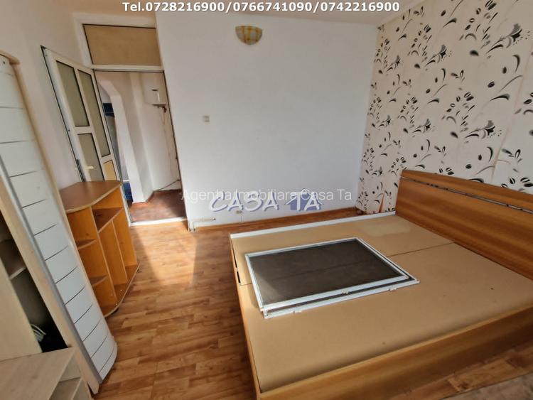 Apartament 3 camere ,situat in Rovinari, Str. 22 Decembrie 1989 - 4