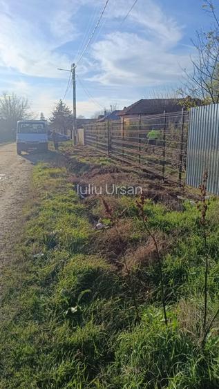 Teren intravilan, construibil, utilitati - 2