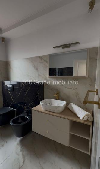 Casa cu Portcar Complet mobilata/utilata, Panouri solare, 5 camere/3ba - 15
