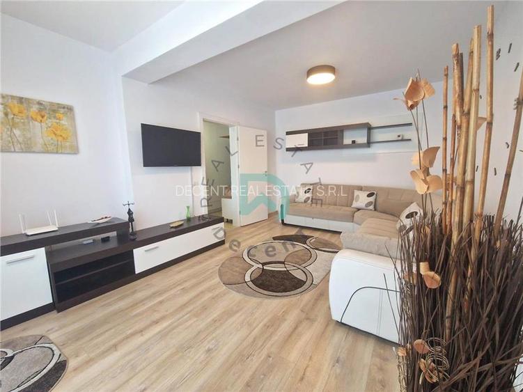 Garsoniera Coresi, mobilata, utila, parcare Tractorul - 3