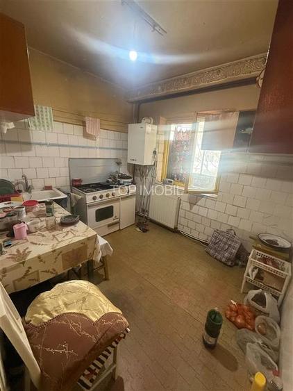 Apartament cu 3 camere  decomandat, 2 bai - Pacurari - Neculau - 2