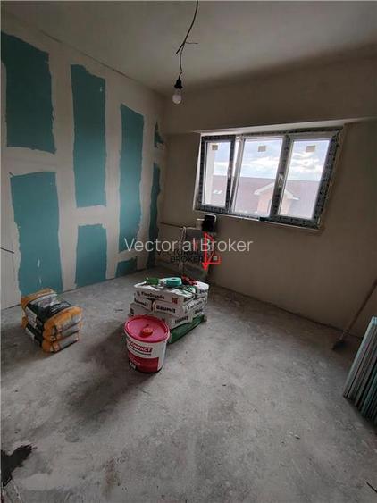 Apartament 4 camere Metrou Obor In Renovare - 15