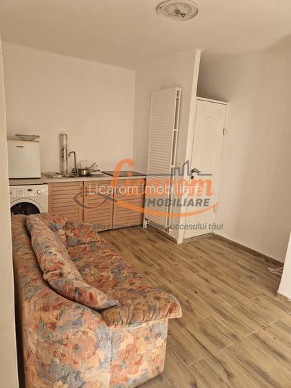 Garsoniera in casa zona Istorica Hotel Ambient,Parter.,curte comuna. - 4