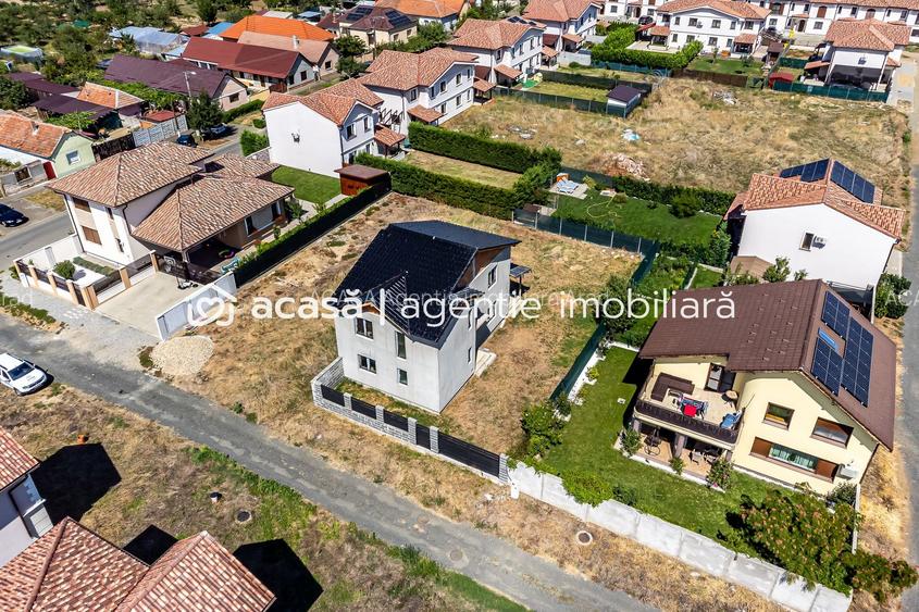 Casă nouă, parțial finalizată – Str. Constituției, Aradul Nou - 11
