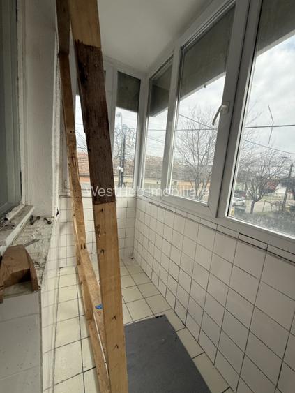 Apartament 3 camere, decomandat, etaj 1, ideal pentru investitie - Lipovei - 6