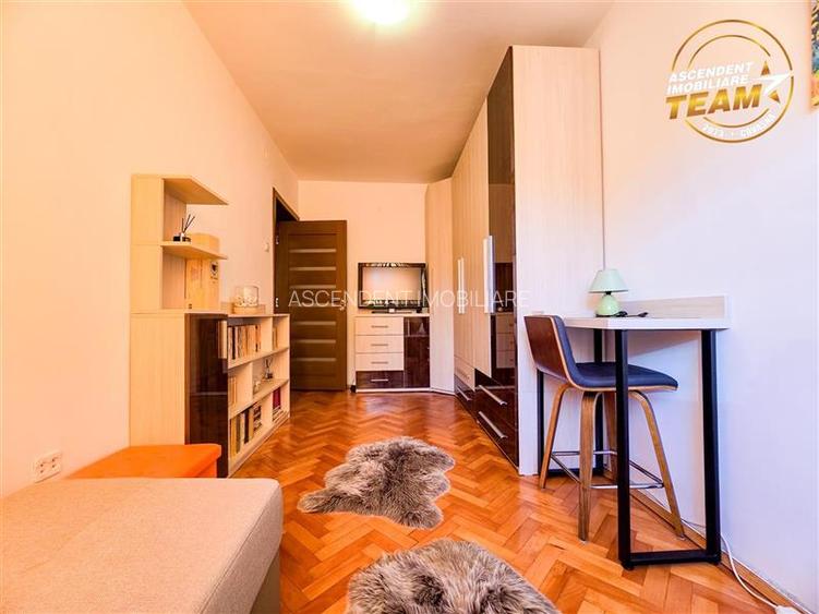 Decomandat, 3camere, etaj1, parcare inclusa, Aleea Teilor, Simeria, Sfantu Gheor - 10