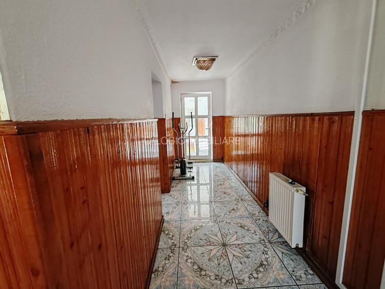 Apartament 6 camere confort sporit zona Sprenghi - 29