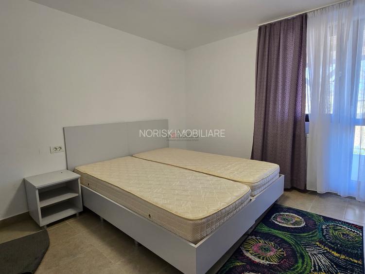 2 case + spațiu comercial | 6 dormitoare - băi proprii | 685 MP Teren - 19