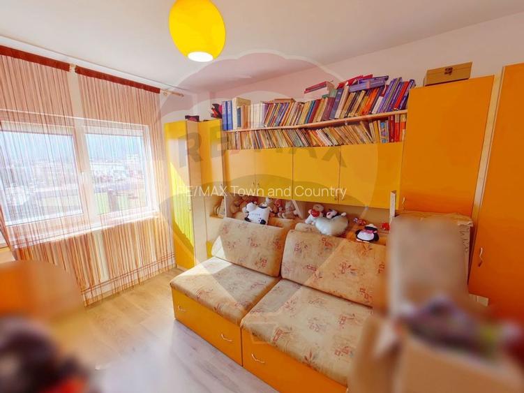 Apartament cu 4 camere de vânzare în zona Central - 11