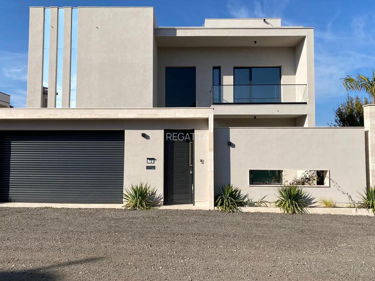 Casă individuală cu 6 camere în Petrești - 24