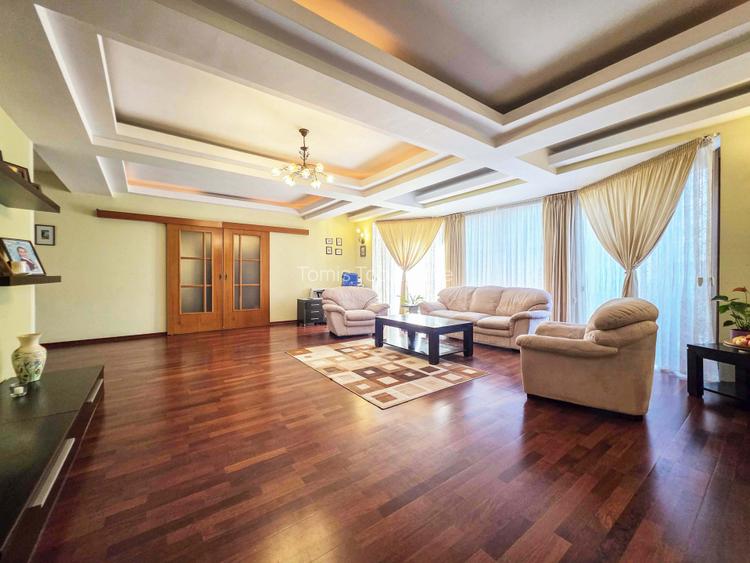 Vila de vanzare P+E cu 4 dormitoare - zona Inel 2 - spatioasa si eleganta. - 6