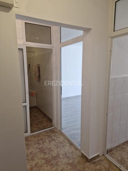 Garsoniera - Decomandata - MIhai Bravu  - 9