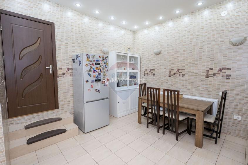 Vila 5 camere complet mobilata, foișor, teren generos - 48