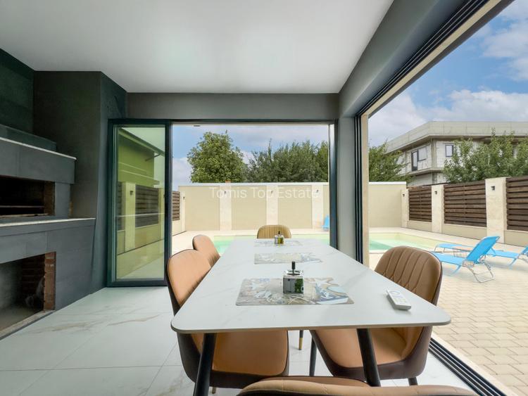 Casa deosebita 4 camere, cu piscina si crama - 17
