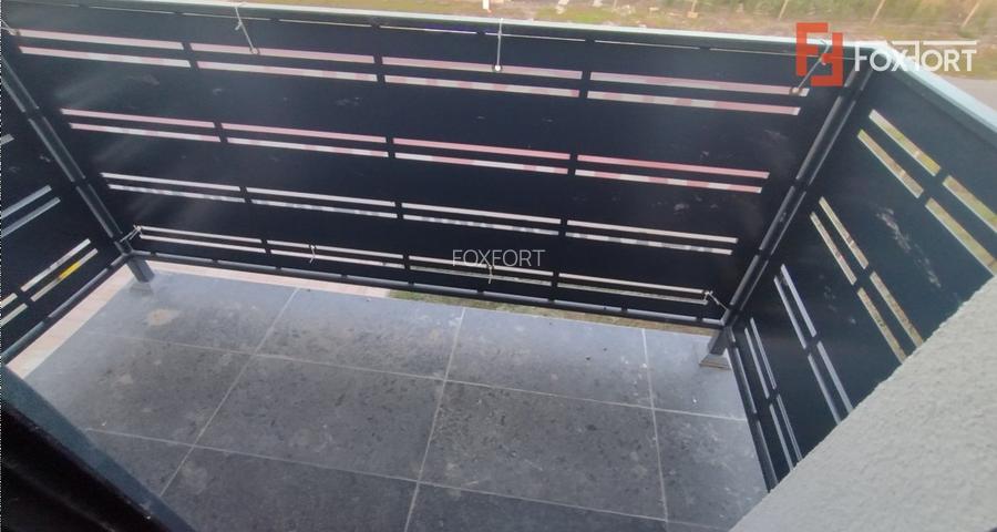 Duplex 5 camere, Becicherecu Mic - Garaj, terasa, Interior la Rosu - 19