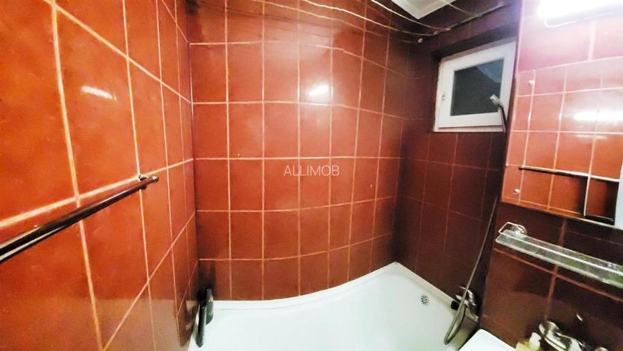 Apartament 3 camere in Ploiesti, zona Republicii, 8 Martie - 14