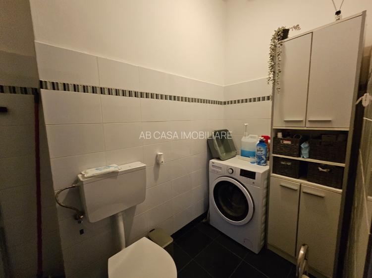 Apartament 2 camere, decomandat, etaj 2 din 2, cu pod, zona Aeroport, comision 0 - 15