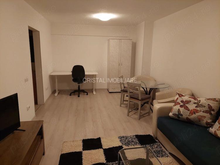 Închiriere Apartament 3 camere, etaj 2, mobilat/utilat, parcare, Bd. Unirii - 9