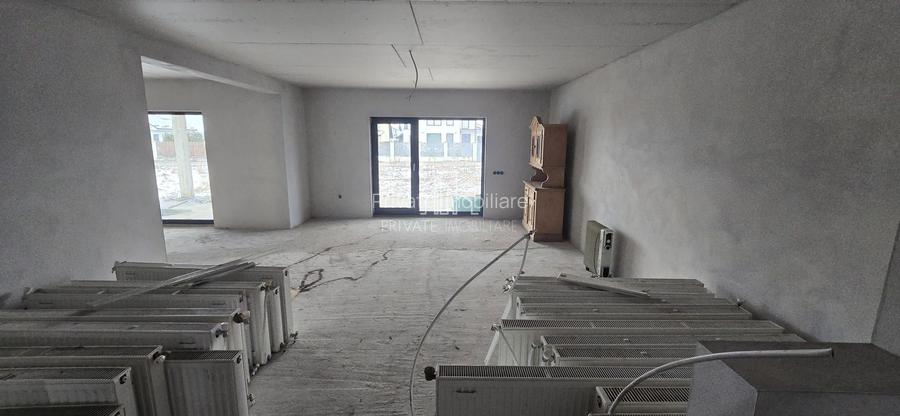 Casa 283 Mp/ Teren 835 Mp, Nou Construita, Solovăstru, Zona Reghin - 8