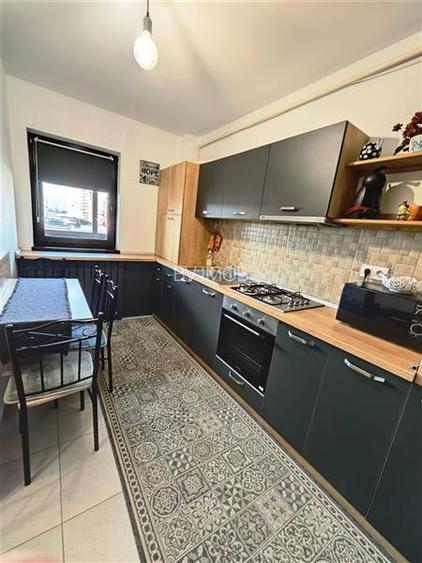 Inchiriere garsoniera decomandata, bloc nou zona Tractorul - 4