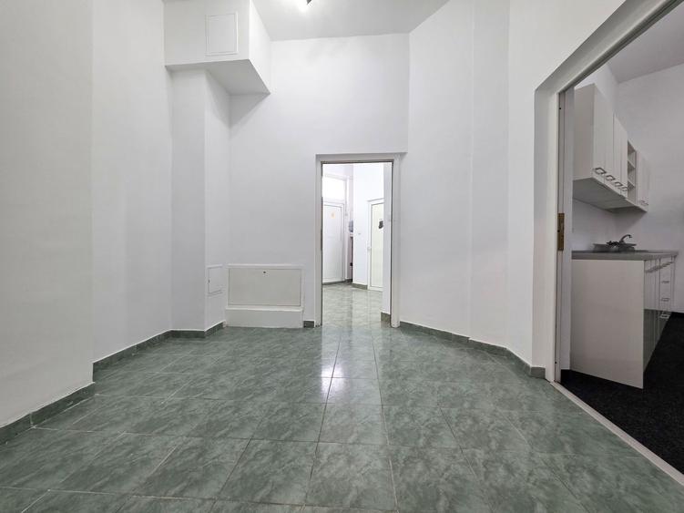 FALEZA NORD – 192 MP UTILI, IDEAL MAGAZIN, BIROURI, CABINETE MEDICALE