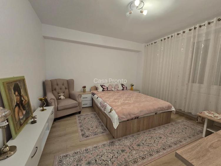 De vanzare Apartament 3 camere, zona Centru. - 10