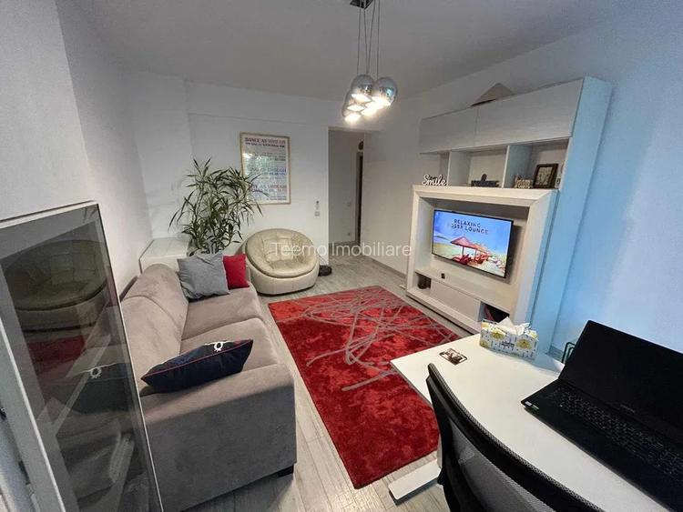 Apartament 2 camere, decomandat, 56 mp, centrala proprie, ac, metrou, Damaroaia - 4