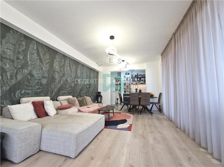 Penthouse, Qualis 2, Tractorul - 18