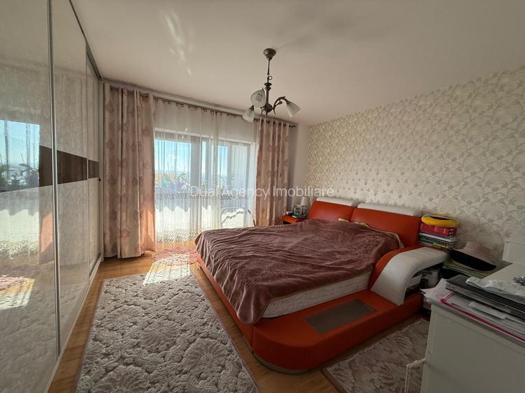 Copou - Casa Armatei , 4 camere , 108 mp , garaj si boxa in proprietate ! - 2