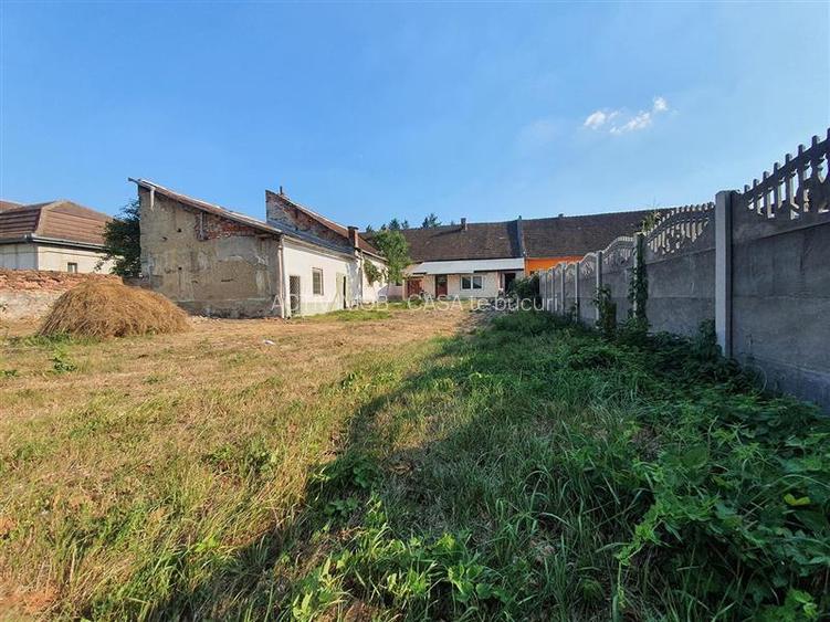 Bocsa Montana, Casa Solida + Teren, Strada Principala - 7