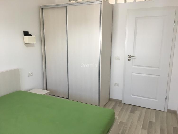 Proprietar, închiriez apartament 3 camere  - 10