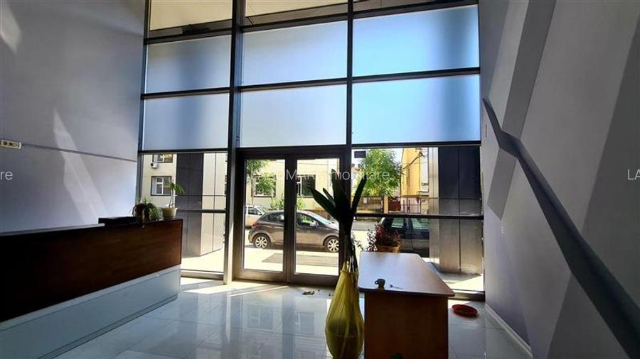 Spatiu comercial 260 mp, cladire noua, CENTRAL BALCESCU - 13