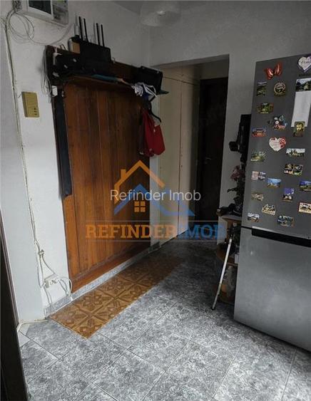 Apartament de vanzare cu 2 camere, zona Salajan - Metrou 1 Decembrie 1918 - 5