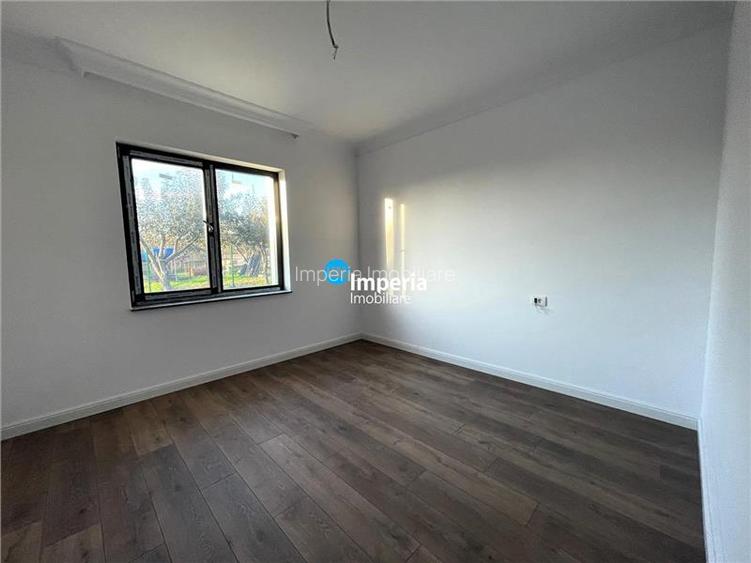 Casa plan parter tip duplex de vanzare,400 mp curte si garaj Breazu - 11