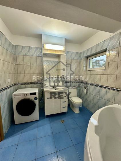 Apartament 4 camere cu garaj zona Strand- V.Aurie - 6