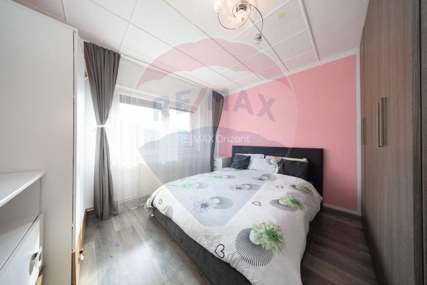 2 camere cu priveliste superba. Sacele - 13