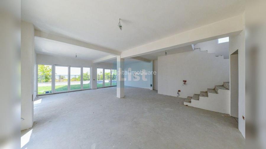 COMISION 0! Casa individuala 220 mp, Teren 400 mp, Zona Aroma - 32