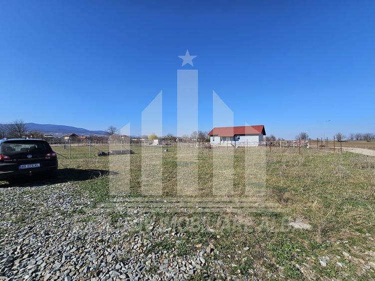 Teren intravilan | De vanzare | 410 mp | 18 ml deschidere | Partos