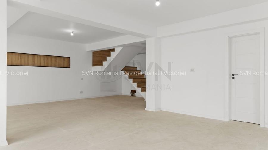 REV2005304 Casa 5 camere moderna cu curte Pipera - 4