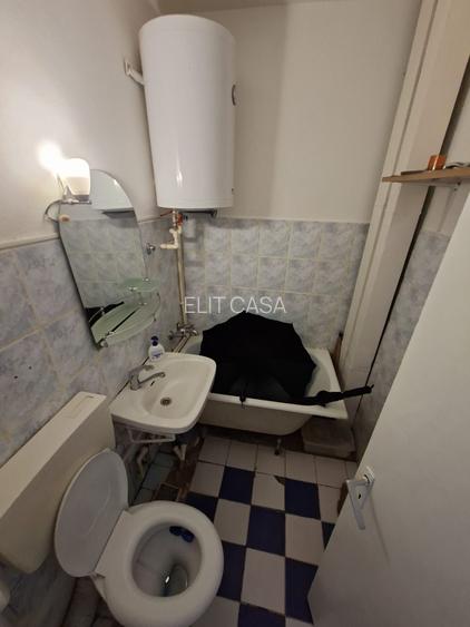 Garsoniera, etajul 2/4, zona Alexandru cel Bun - 4