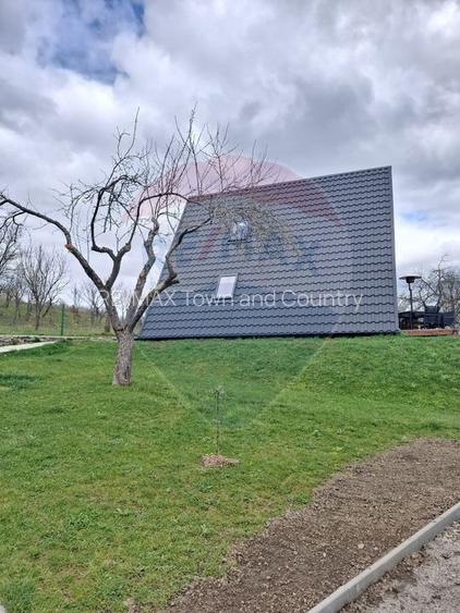 Casă / Vilă cu 3 camere de vânzare - 5