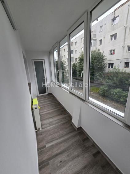 Apartament 3 camere  Piata Sud - 10