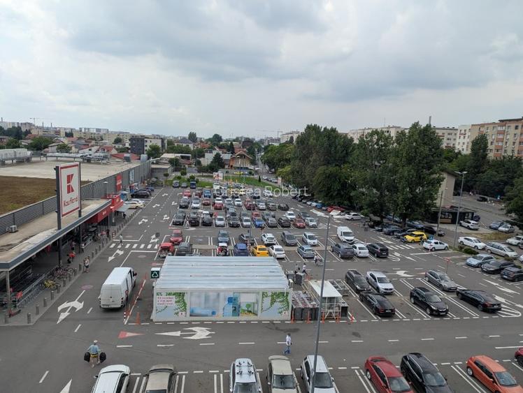 Proprietar, Duplex 2 camere, 2 băi, 700m metrou Aparatori, Pod 14mp, Centrala - 16