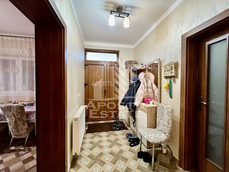 Casa individuala renovata, 2 fronturi stradale, centrala proprie - 12