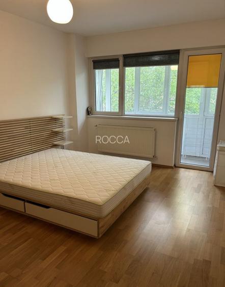 Apartament de 3 camere,centrala proprie,parcare, la 6 minute de metrou-Lujerului - 2