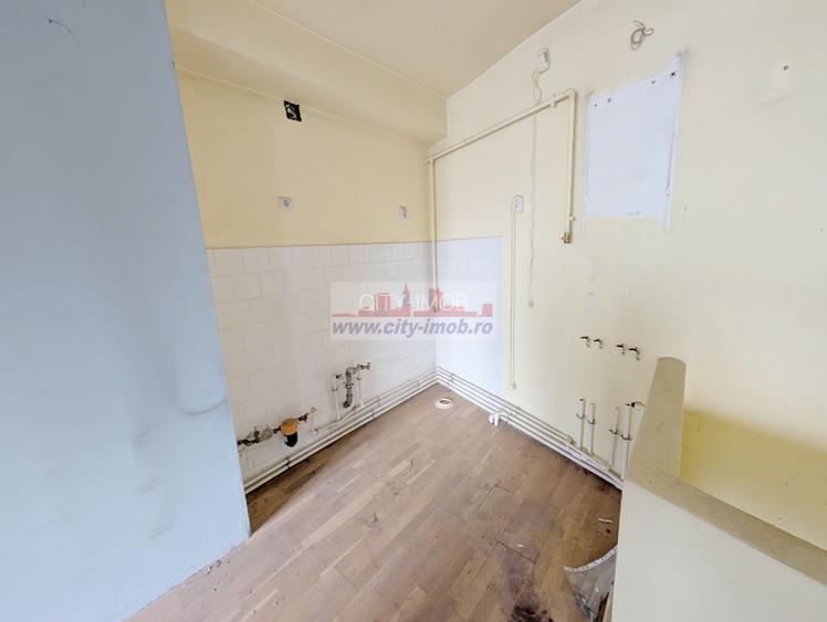 INCHIRIERE Spatiu Comercial Unrii, /Universitate Bis. Sf. Gheorghe Nou - 21