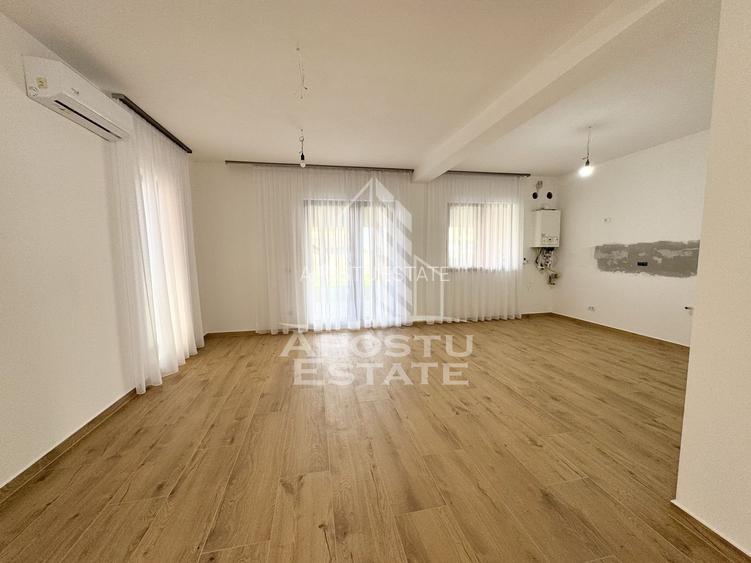 Duplex cu 5 camere si 3 bai, 300mp teren complet finisat in Giroc. - 2